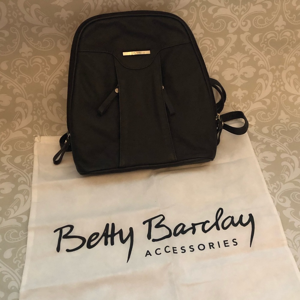 Betty Barclay LIKE NEW dark brown leather backpack